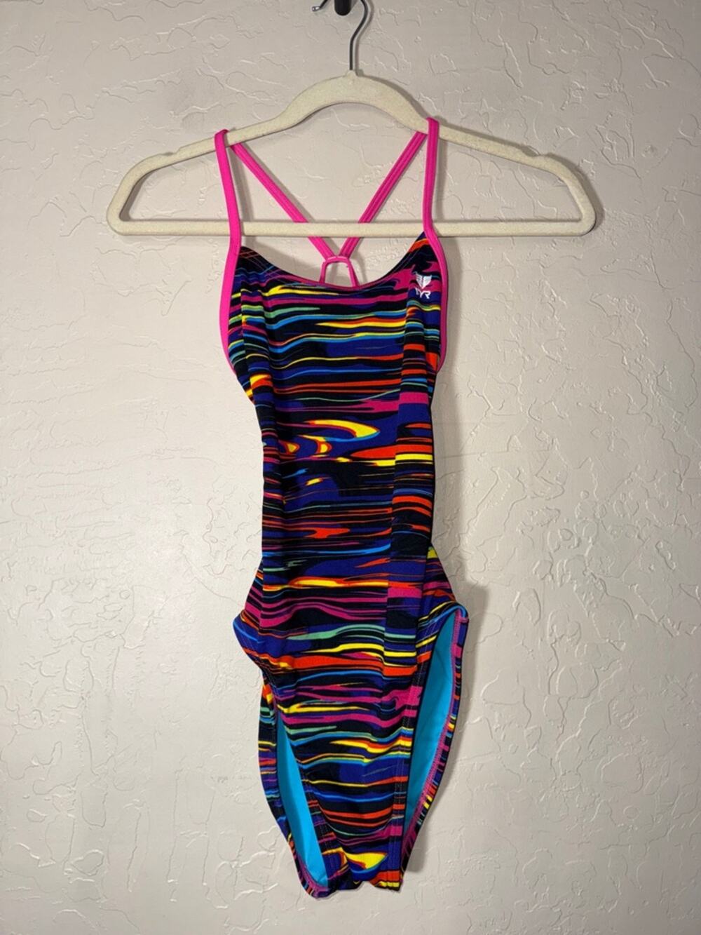 TYR Women's Fresno Cutoutfit Swimsuit size 30